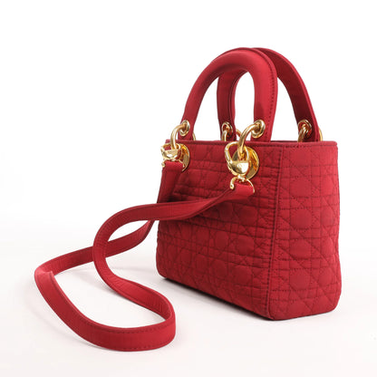 Dior Lady Dior Mini Cannage Nylon Handtasche in Rot