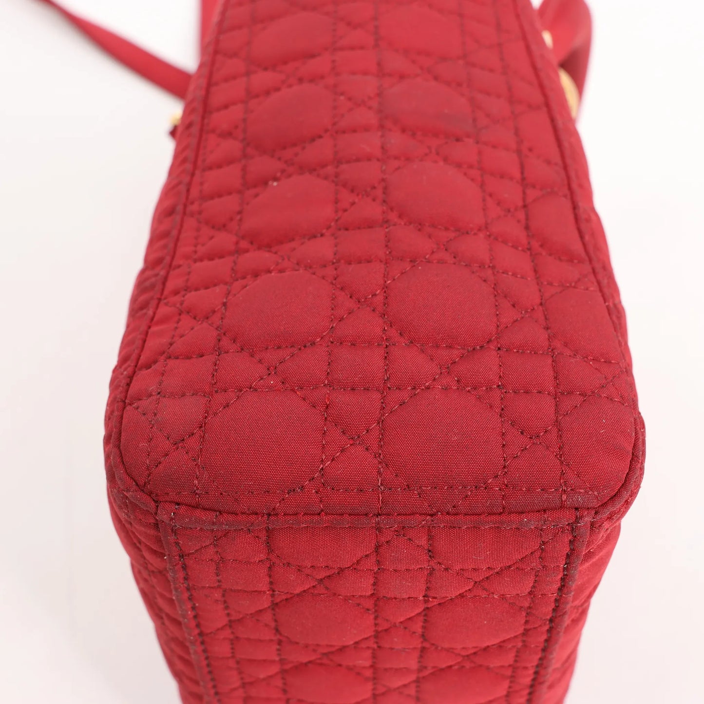 Dior Lady Dior Mini Cannage Nylon Handtasche in Rot