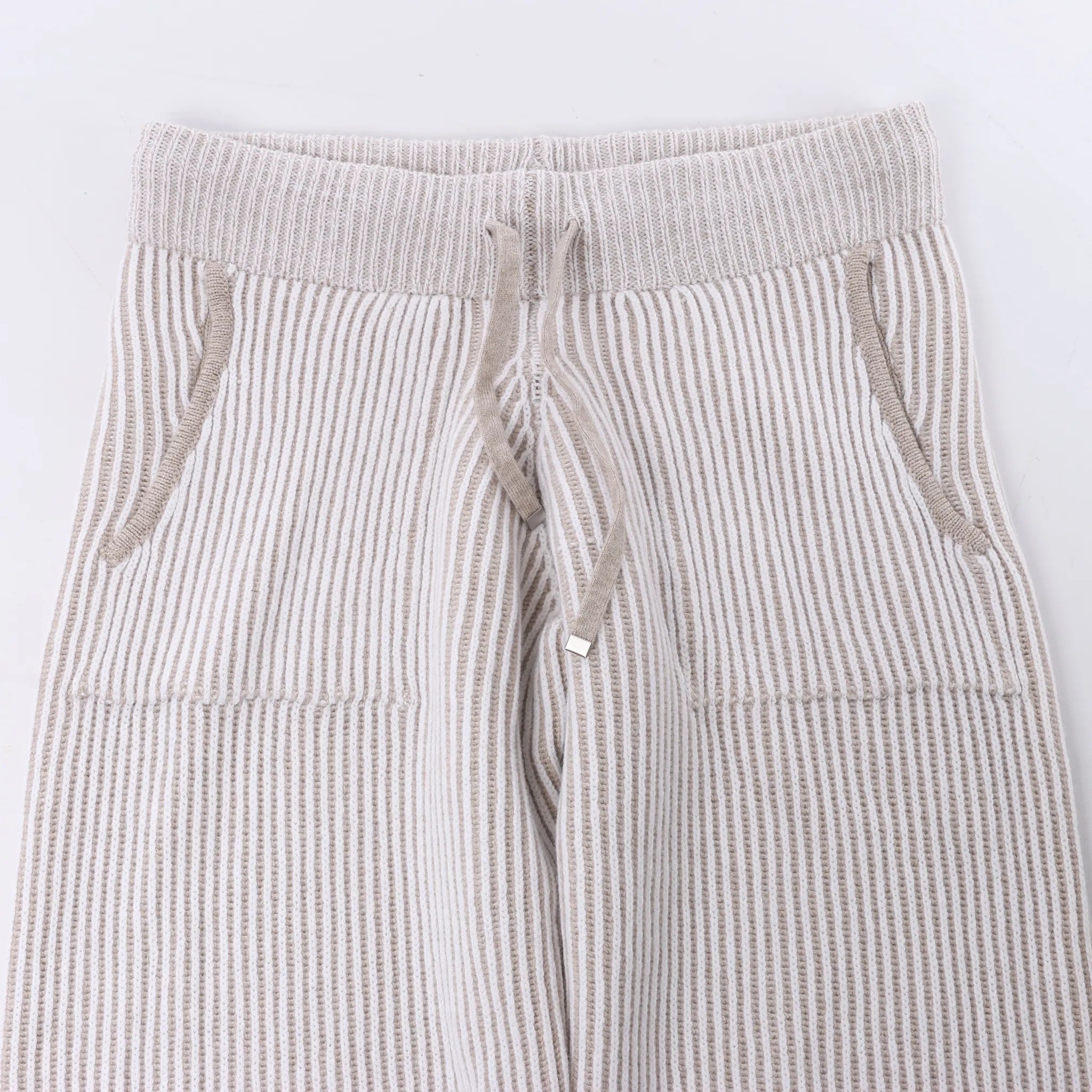 Eleventy Casual Wool Trousers in Light Gray, Size M