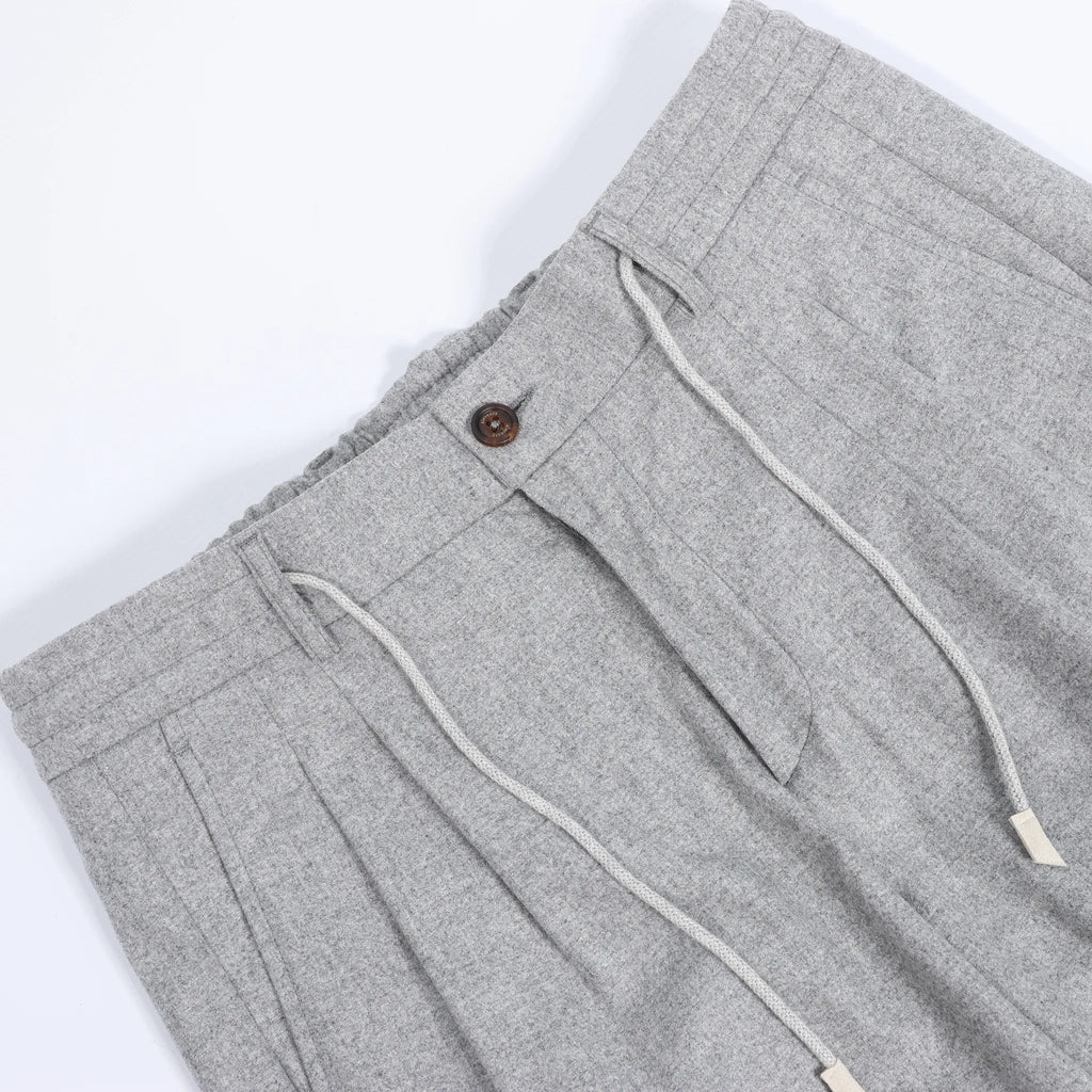Eleventy Single-Breasted Suit in Gray, Size 50 IT
