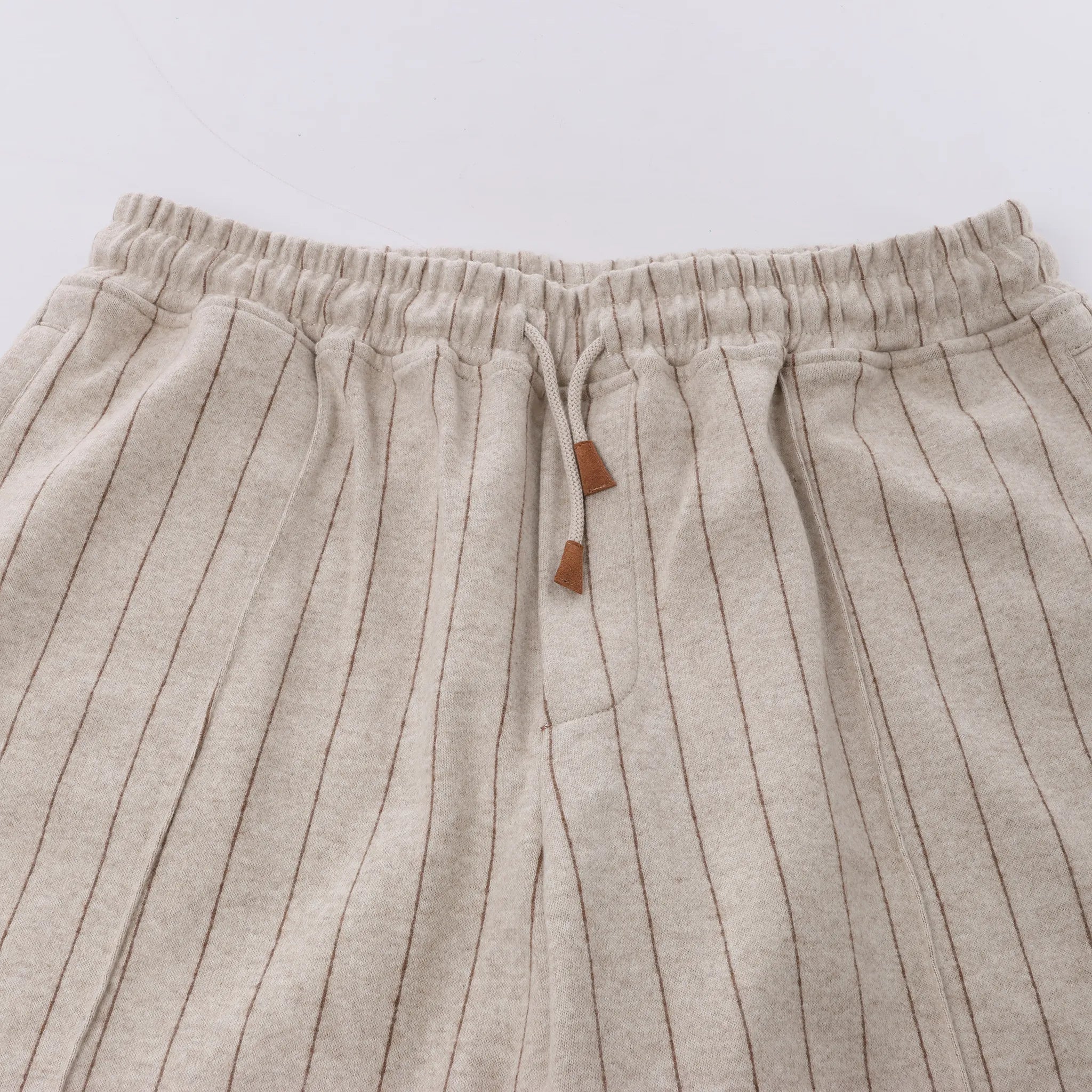 Eleventy Wool Trousers in Beige, Size M