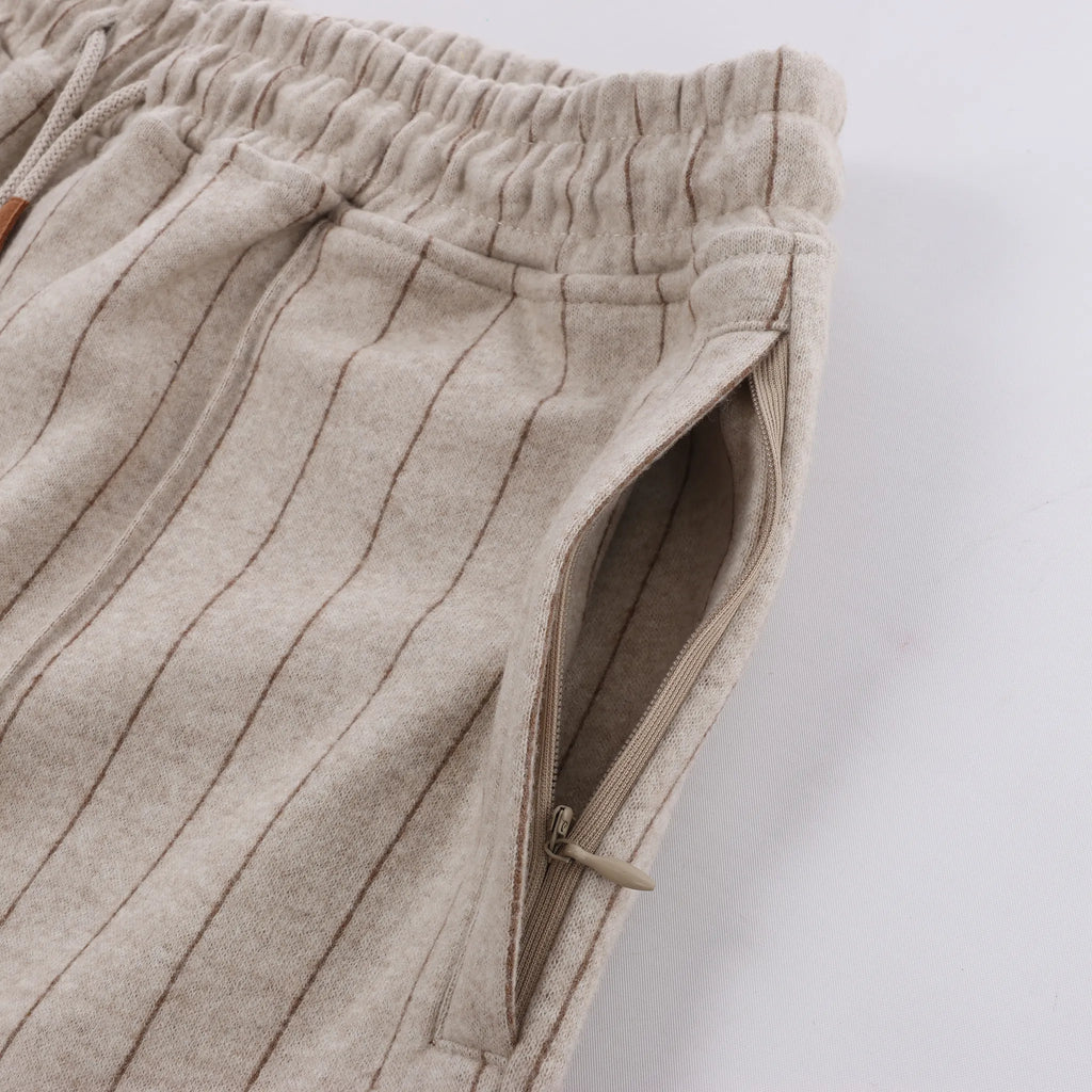 Eleventy Wool Trousers in Beige, Size M