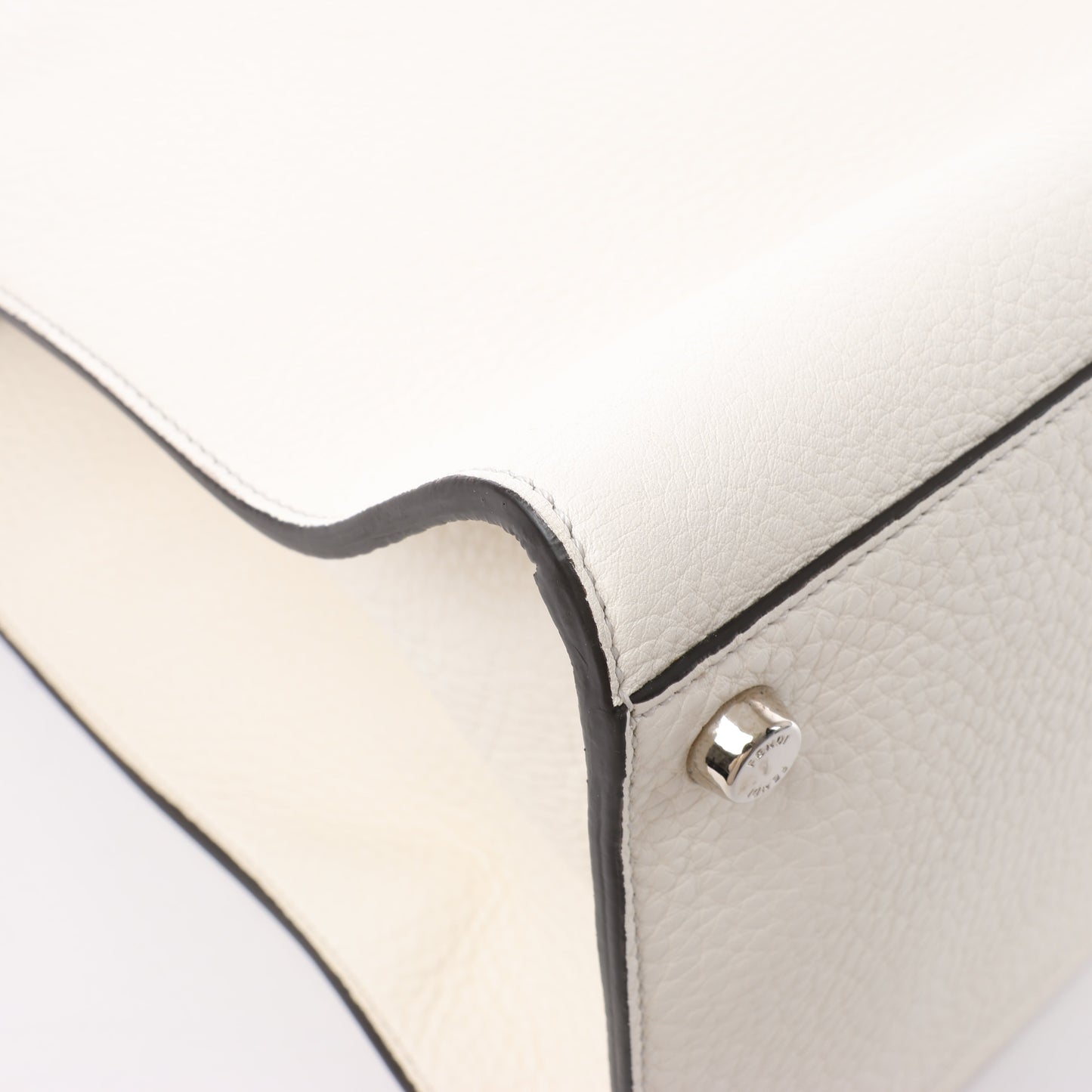 Fendi Peek-a-boo X-light Leather Handbag in White 7VA448