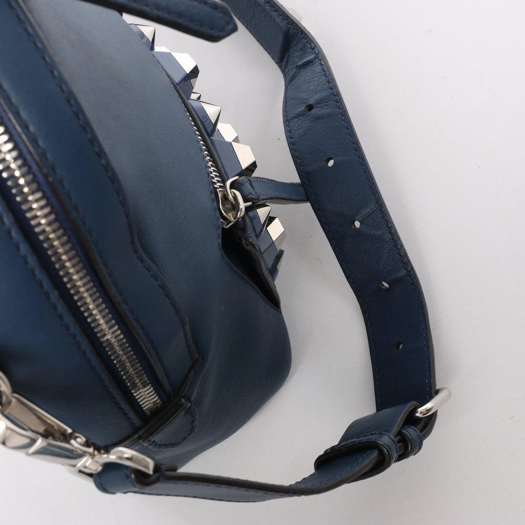 Bolso de hombro FENDI de ante y piel en color negro