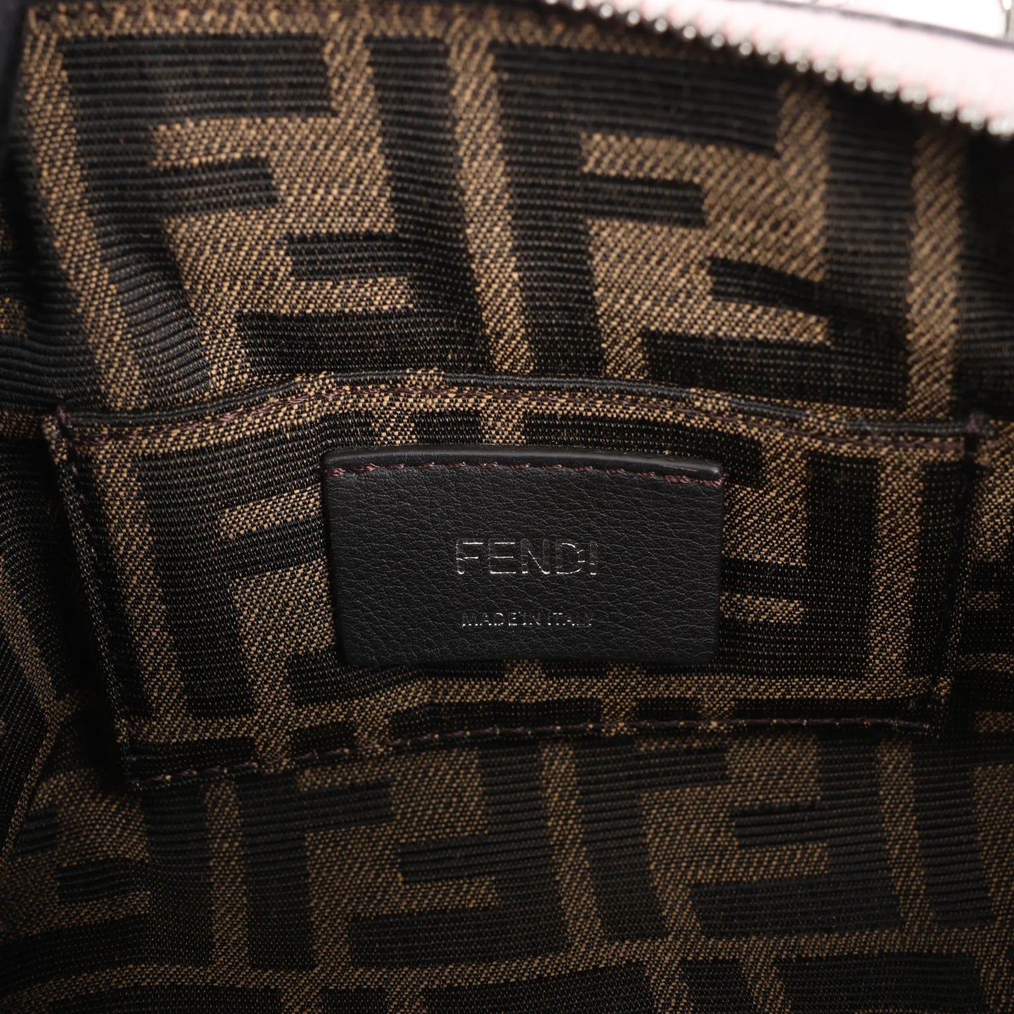 Mini sac à main Fendi By The Way en cuir rose 8BS067