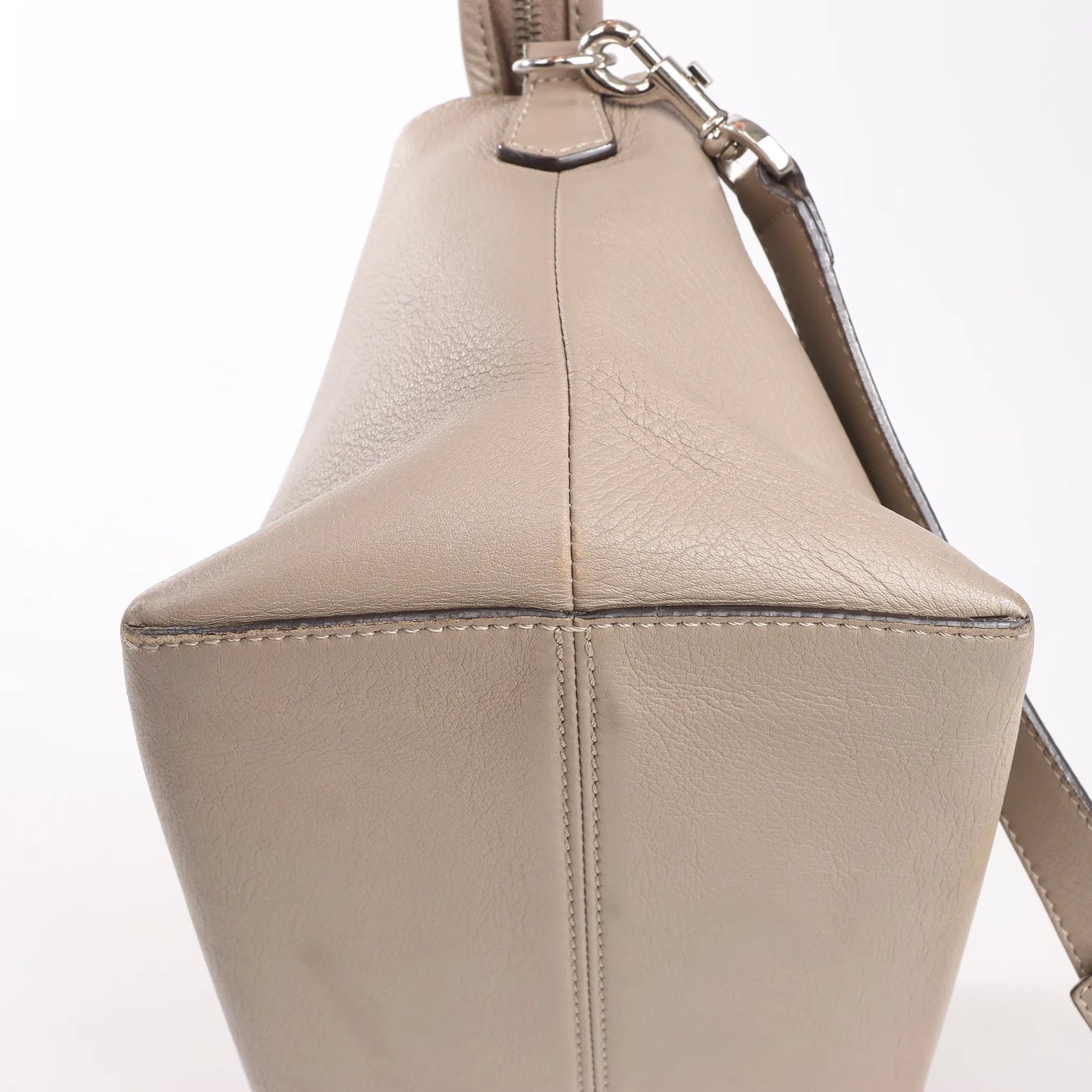 Fendi By The Way Medium Leather 2Way Handbag in Beige 8BL125