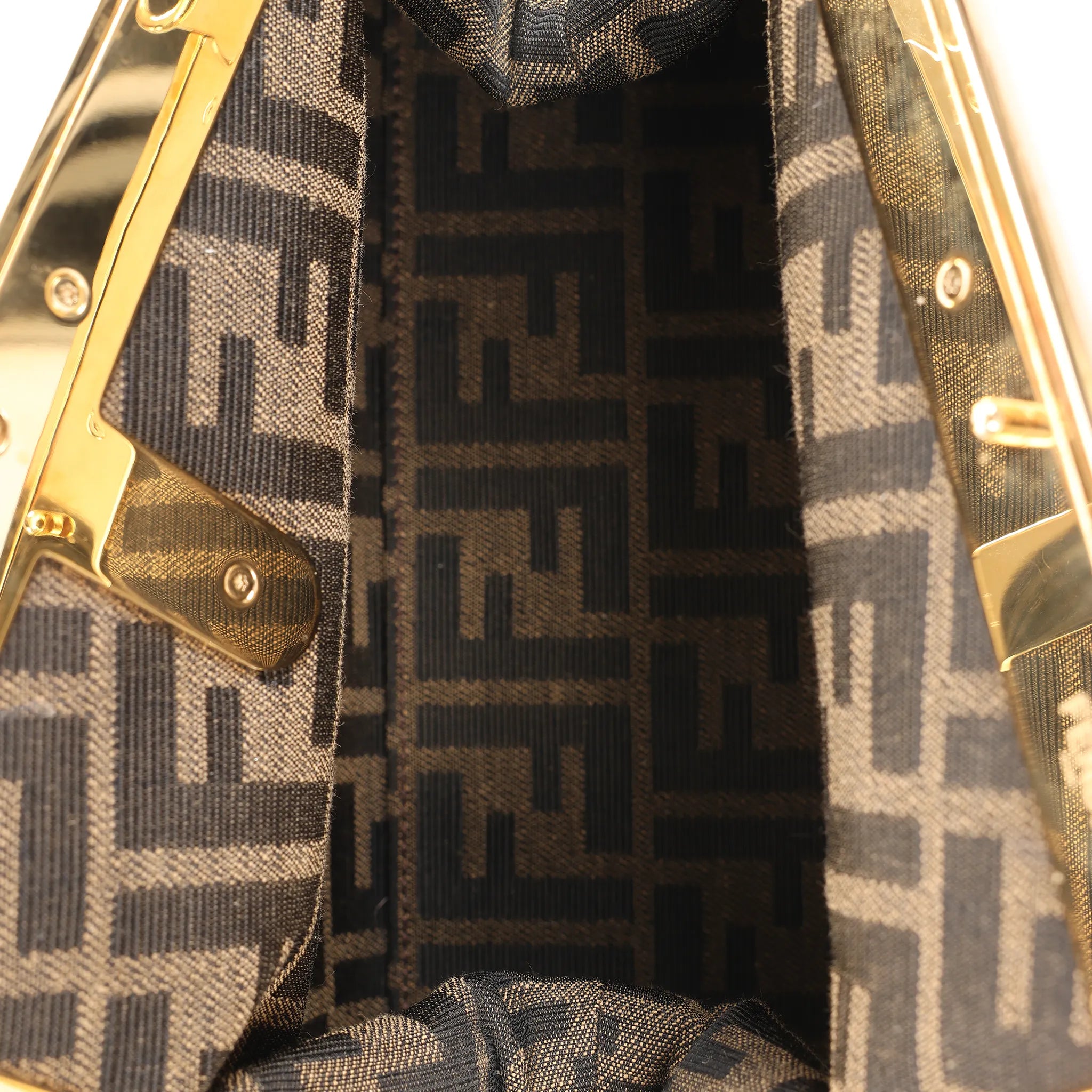 FENDI First Boa x Leather Crossbody bag in Pink 8BP129