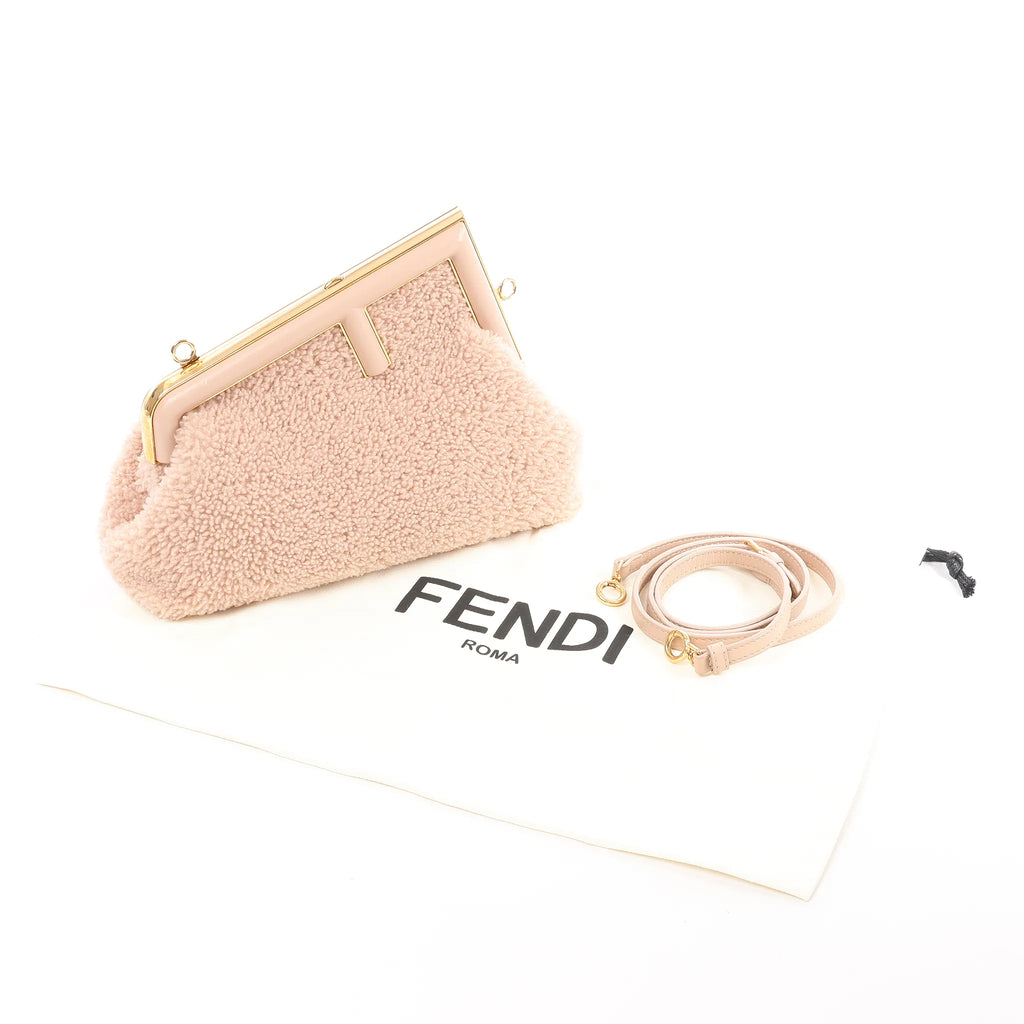FENDI First Boa x Leather Crossbody bag in Pink 8BP129