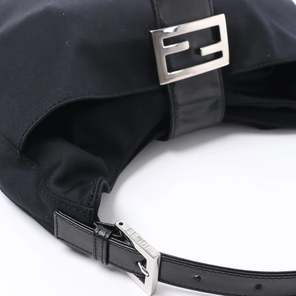 FENDI Mamma Baguette Jersey & Leather Shoulder bag in Black 26729