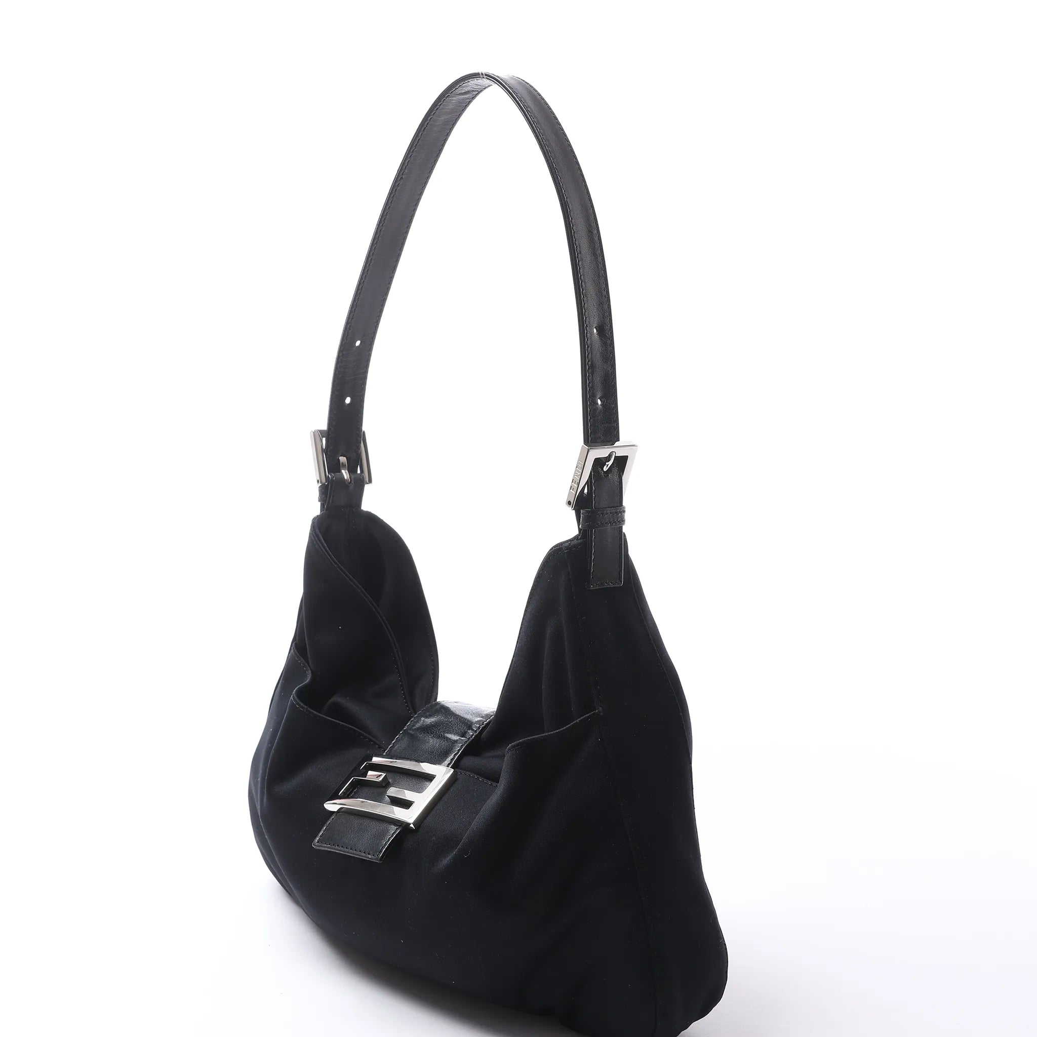 FENDI Mamma Baguette Jersey & Leather Shoulder bag in Black 26729