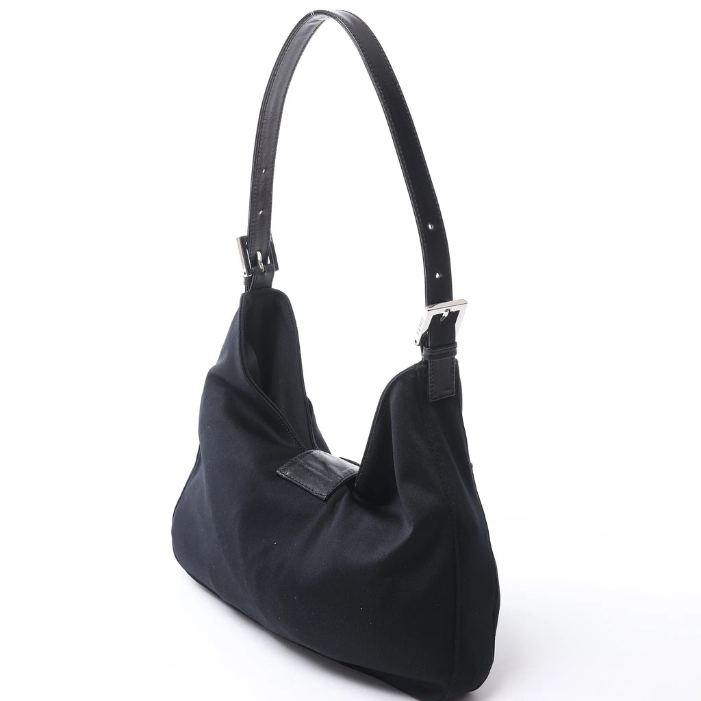 FENDI Mamma Baguette Jersey & Leather Shoulder bag in Black 26729
