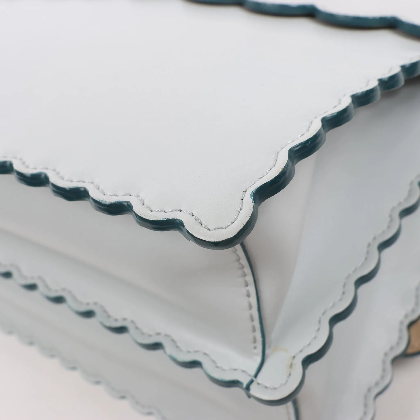 Sac à main bidirectionnel en cuir FENDI Kan I bleu 8BT283