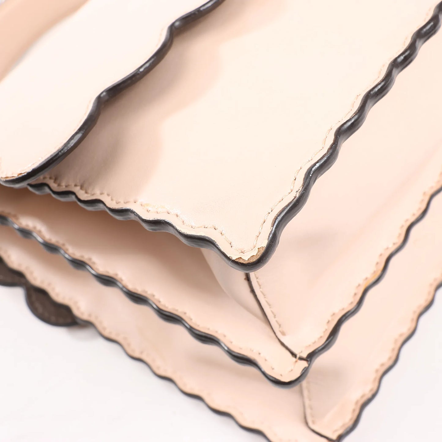 Sac à main FENDI Kan I en cuir rose, 2 en 1, référence 8BT283