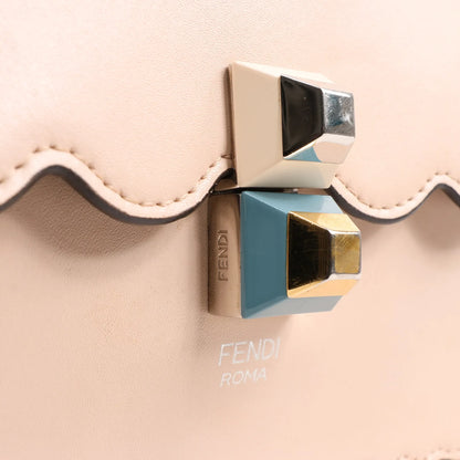 Sac à main FENDI Kan I en cuir rose, 2 en 1, référence 8BT283