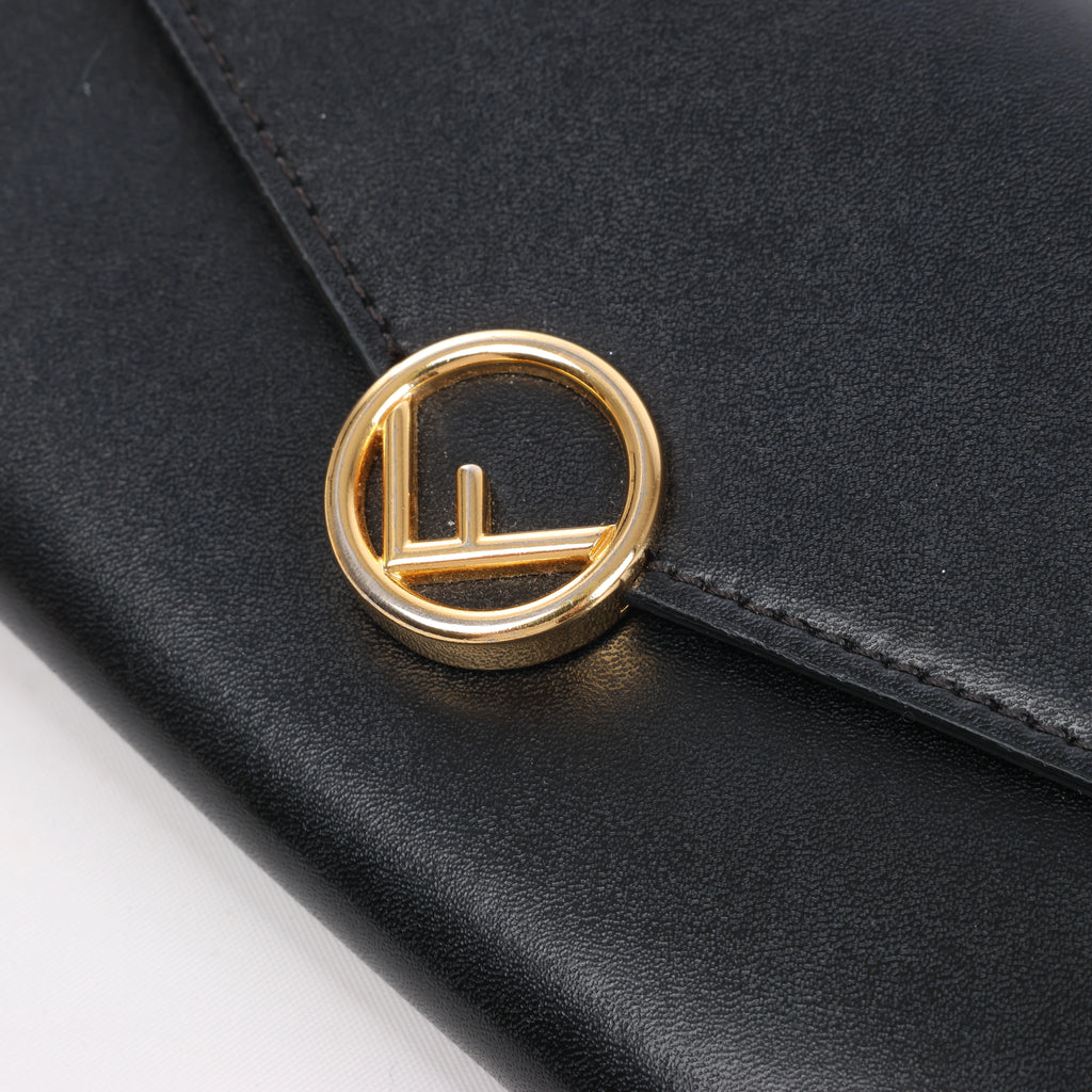 Cartera continental de piel lisa negra de Bottega Veneta