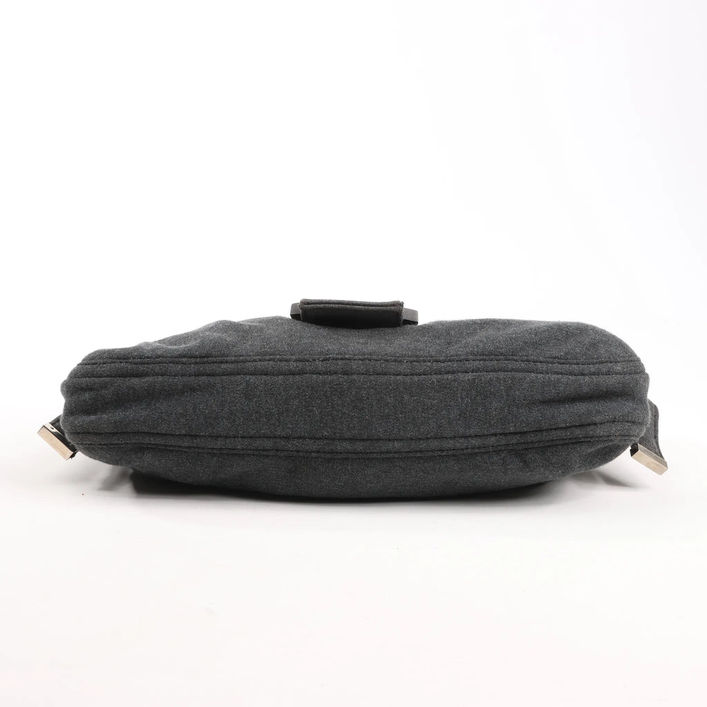 FENDI Baguette Cotton Shoulder bag in Gray 26424