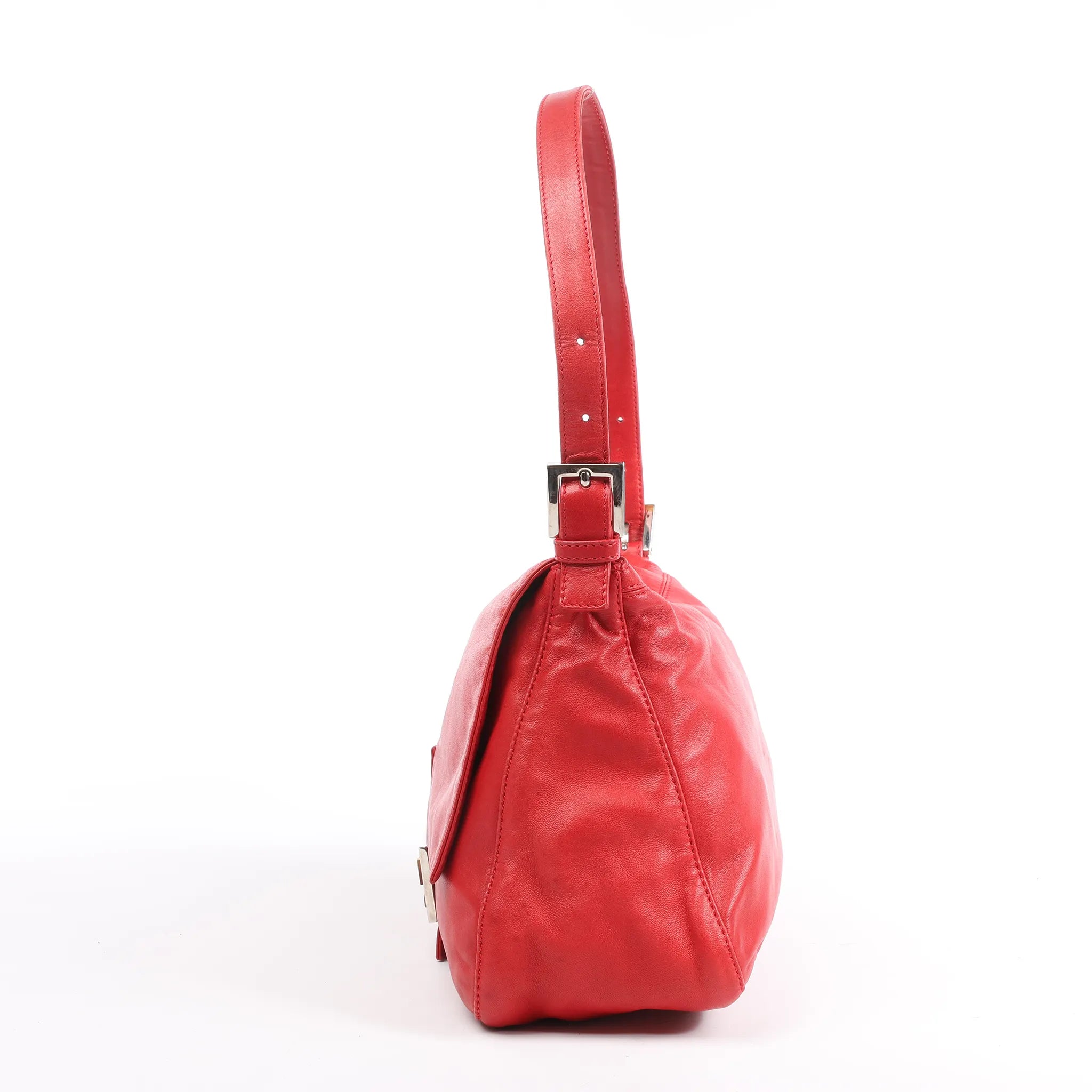 FENDI Mamma Baguette Leather Shoulder bag in Red 26325