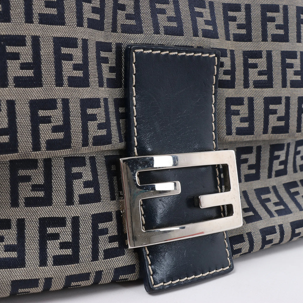 FENDI Mamma Baguette Zucchino Canvas & Leather Shoulder bag in Navy Blue x Gray 26325