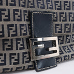 FENDI Mamma Baguette Zucchino Canvas & Leather Shoulder bag in Navy Blue x Gray 26325