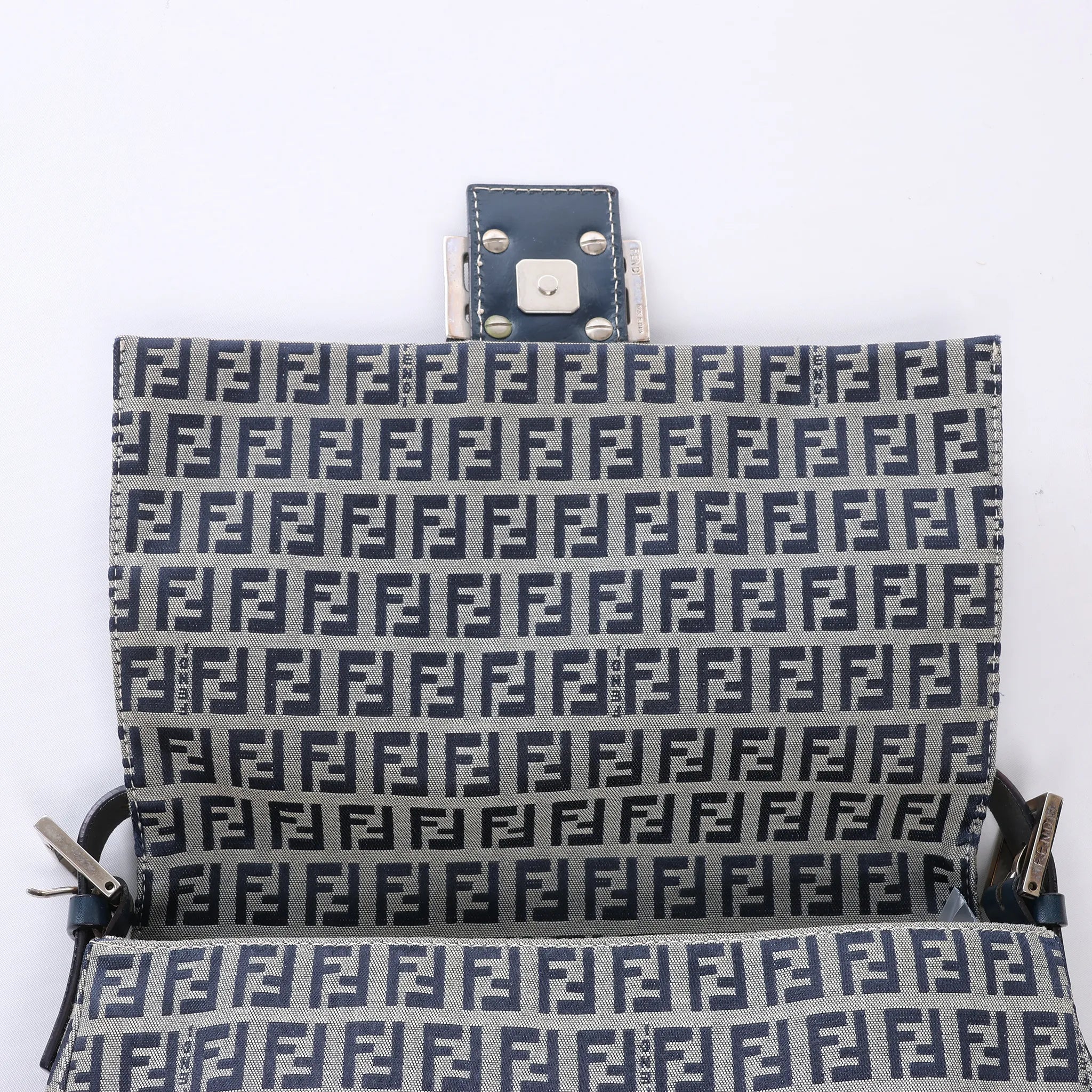 FENDI Mamma Baguette Zucchino Canvas & Leather Shoulder bag in Navy Blue x Gray 26325