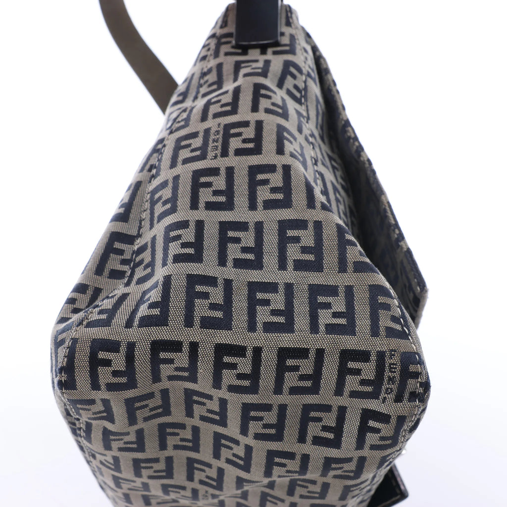 FENDI Mamma Baguette Zucchino Canvas & Leather Shoulder bag in Navy Blue x Gray 26325