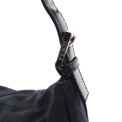 Sac à bandoulière FENDI Zucchino Mamma Baguette en nylon et cuir noir