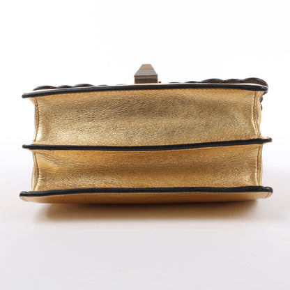 Sac à bandoulière en cuir FENDI Mini Kan I avec chaîne, doré 8M0381