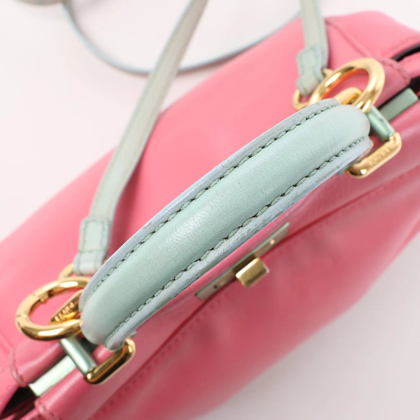 Fendi – Peekaboo – Mini-2-Wege-Handtasche aus Leder in Rosa