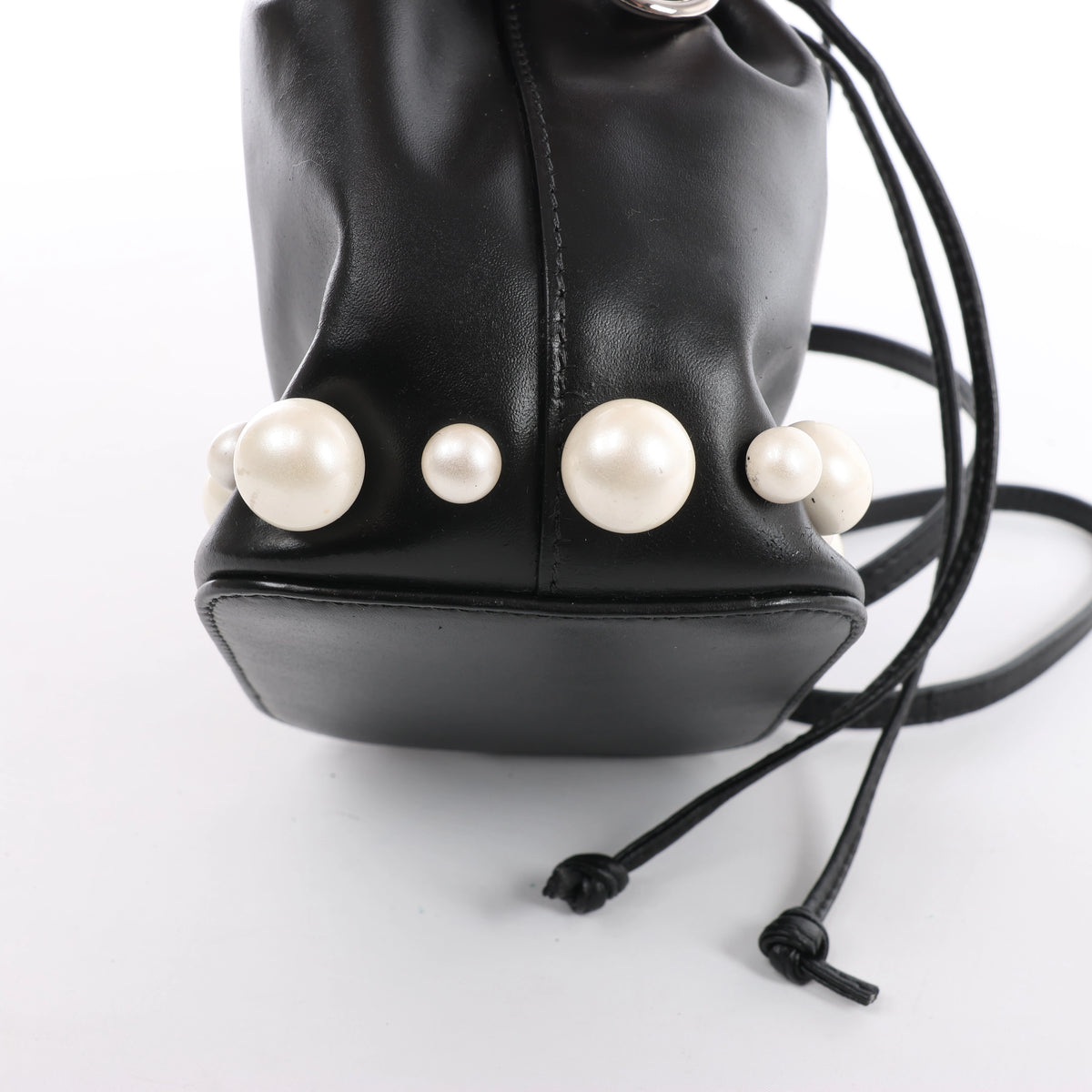 Bolso de hombro Fendi Mon Tresor Mini 2Way en rojo 8BS010