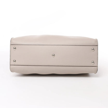 Fendi Peekaboo Regular 2-Wege-Handtasche aus Leder in Hellgreige 8BN290