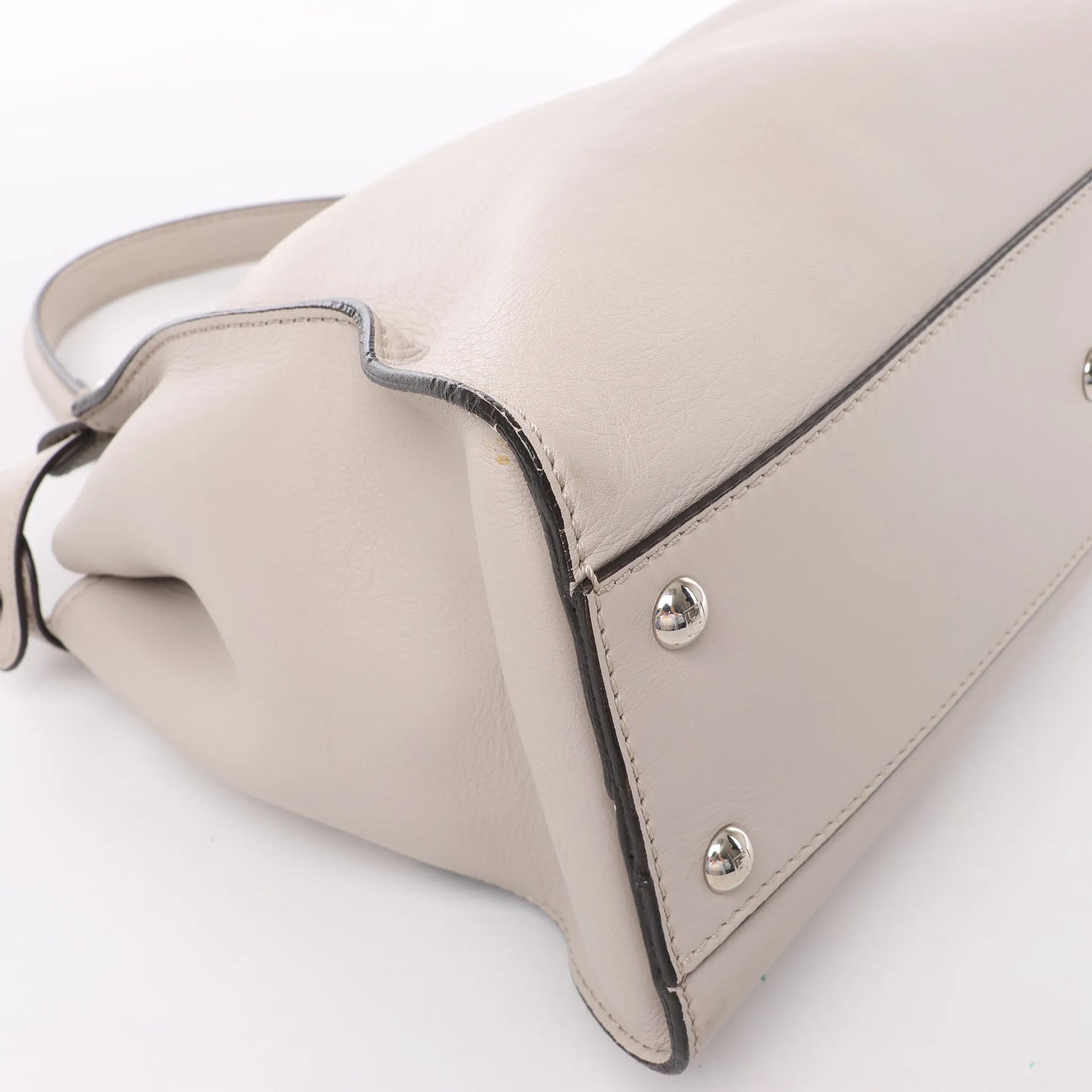 Fendi Peekaboo Regular Leather 2Way Handbag in Light Greige 8BN290