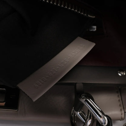 Fendi Peekaboo Regular 2-Wege-Handtasche aus Leder in Hellgreige 8BN290