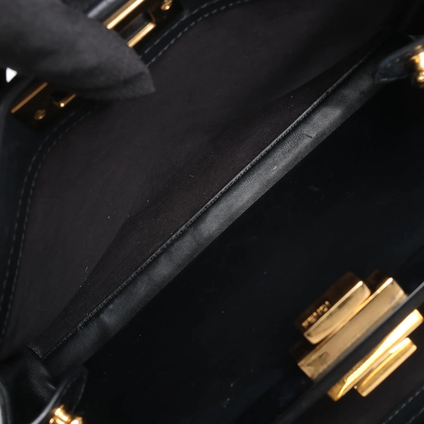Fendi Peekaboo Regular Leather 2Way Handbag in Black 8BN290