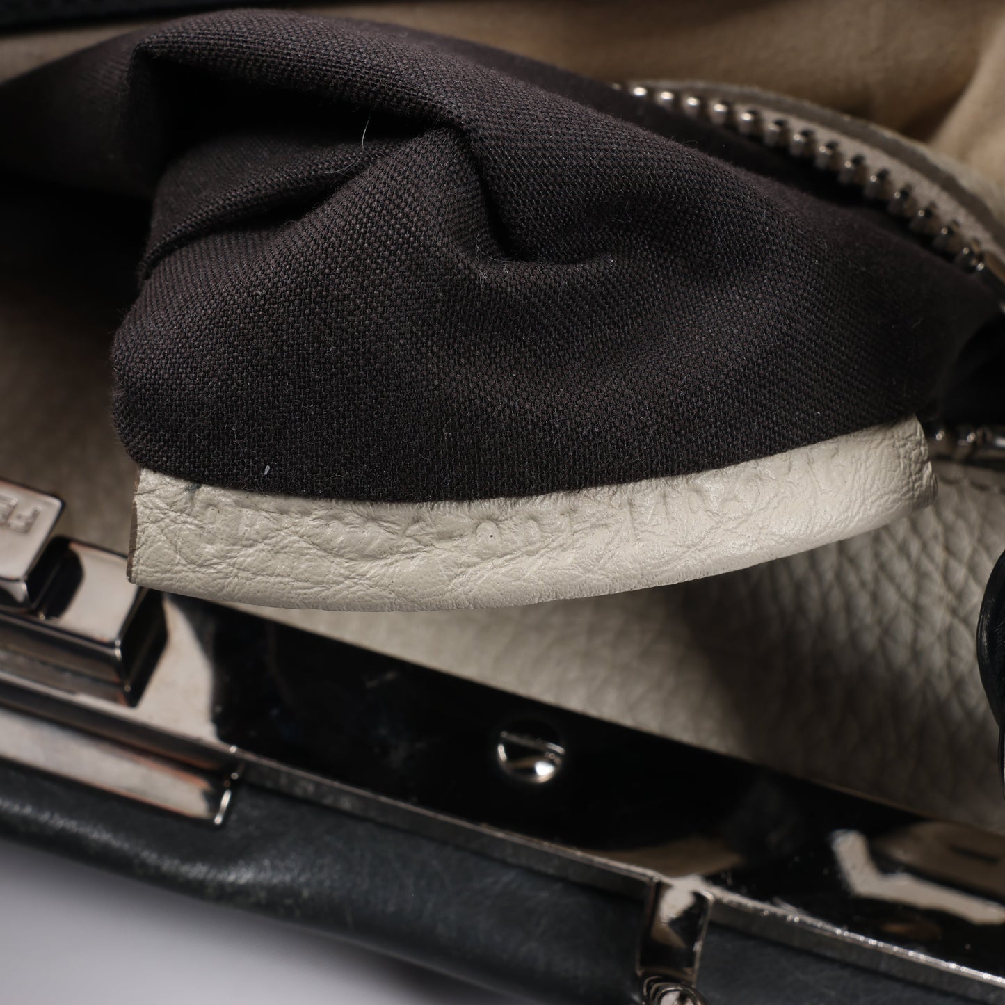 Fendi Peekaboo Regular Selleria Leather 2Way Handbag in Gray 8BN226