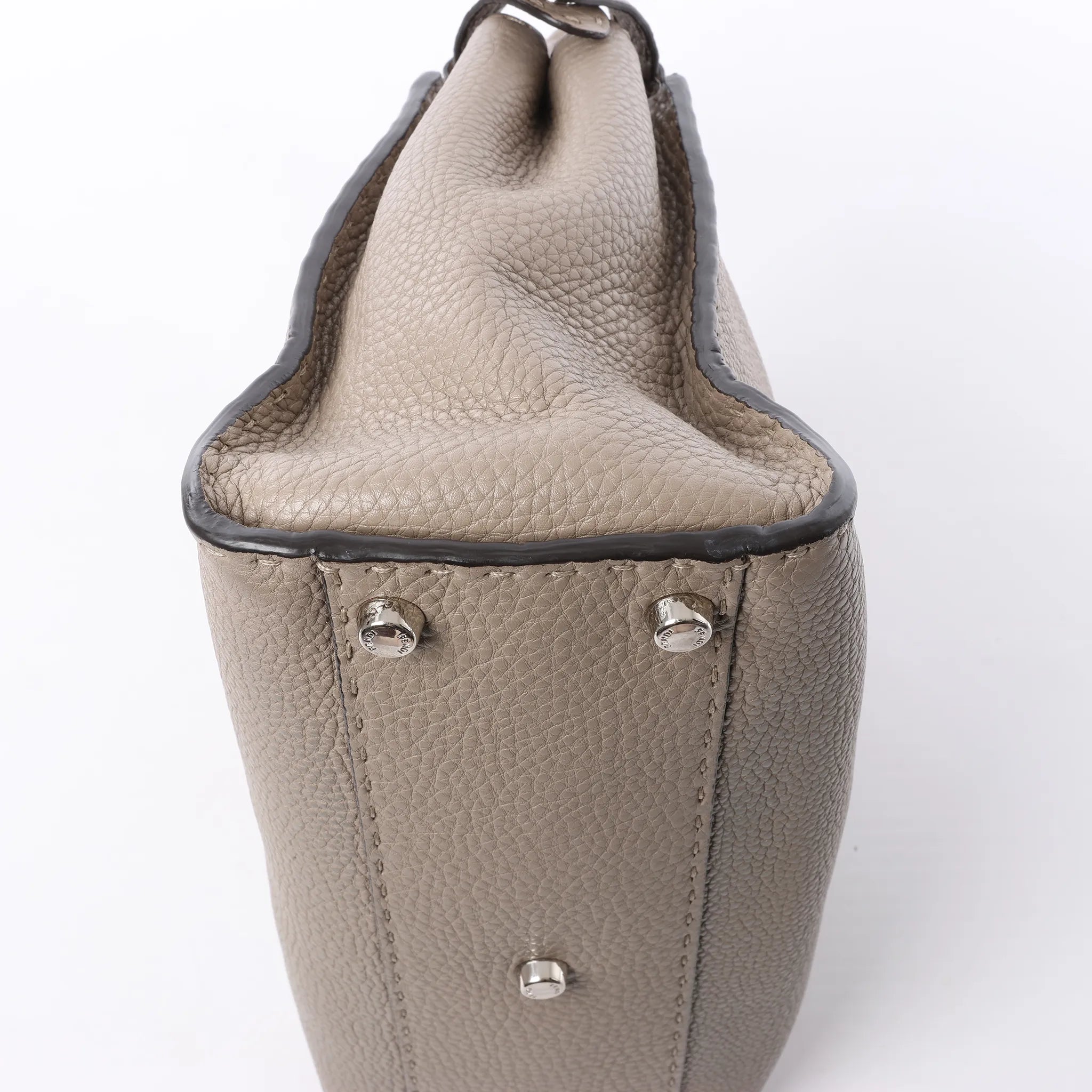 Fendi Peekaboo Regular Selleria Leather Handbag in Greige 8BN290