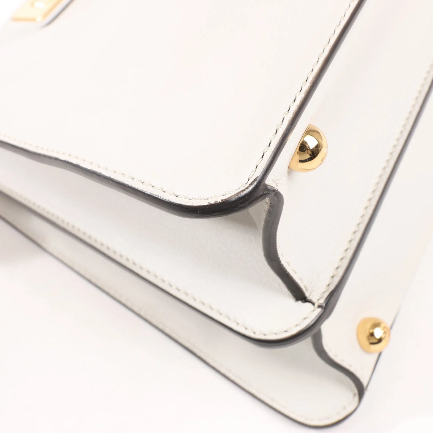 Fendi Peekaboo Medium Leather 2Way Handbag in Gray 8BN321