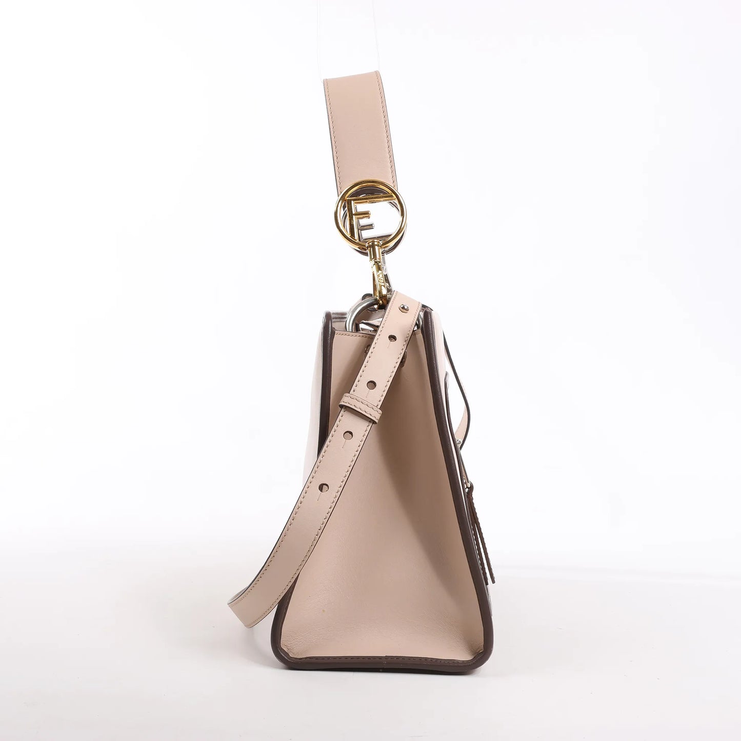 Sac à main Fendi Runaway en cuir beige poudré 8BH344