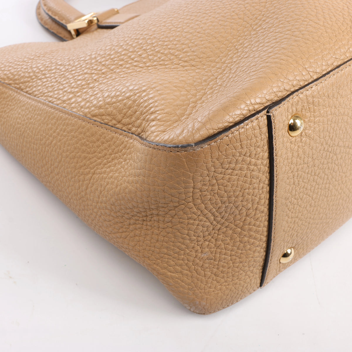 Fendi Selleria FF Medium Leather 2Way 2Way Handbag in Brown 8BH368