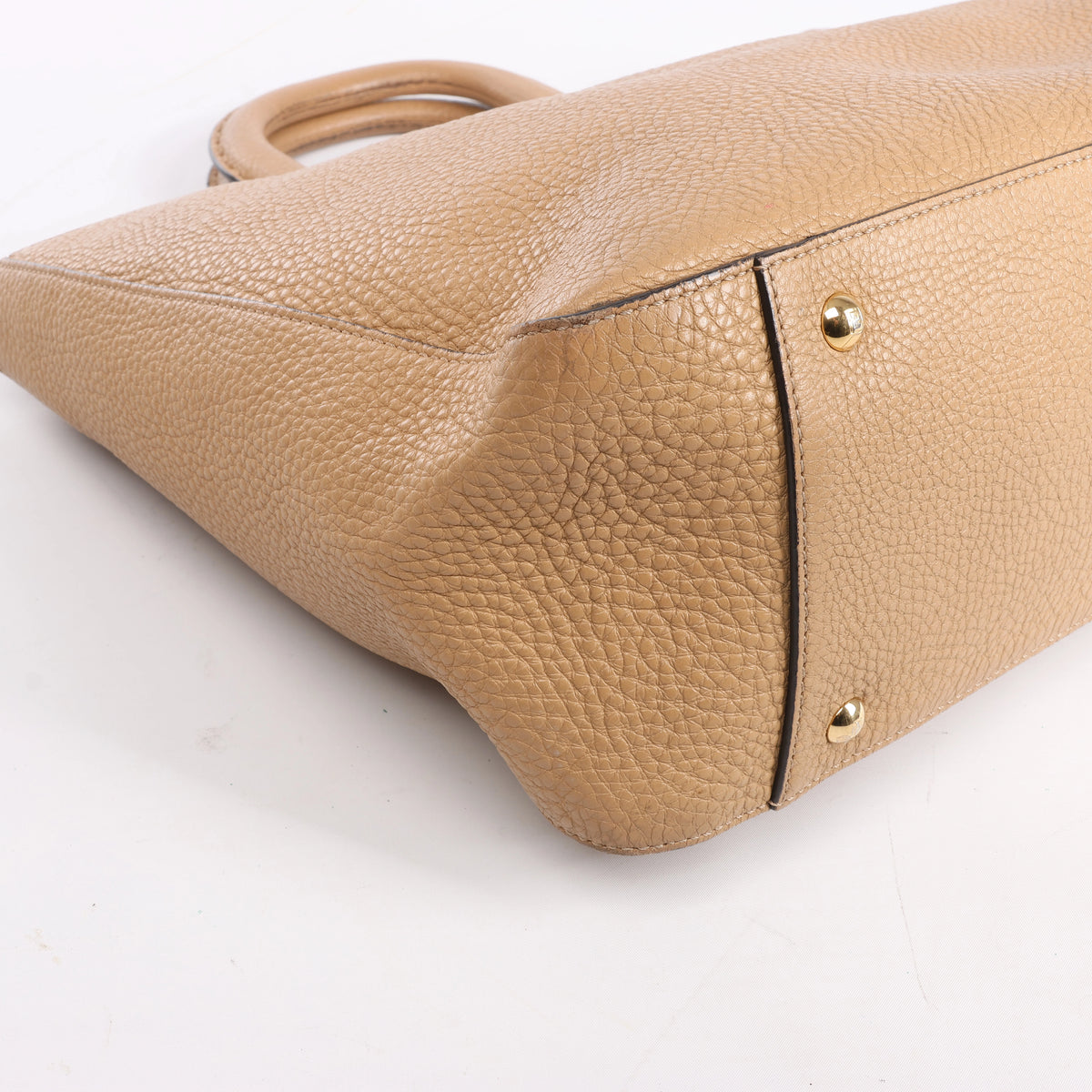 Fendi Selleria FF Medium Leather 2Way 2Way Handbag in Brown 8BH368