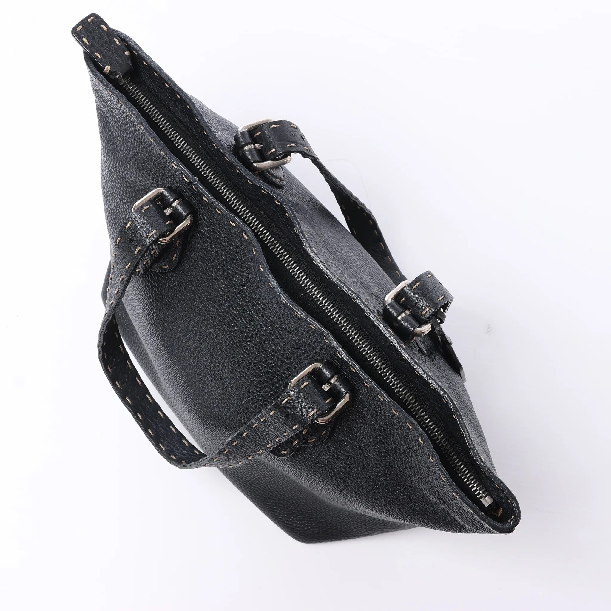 Fendi Carla Selleria Leather Handbag in Black 8BH135