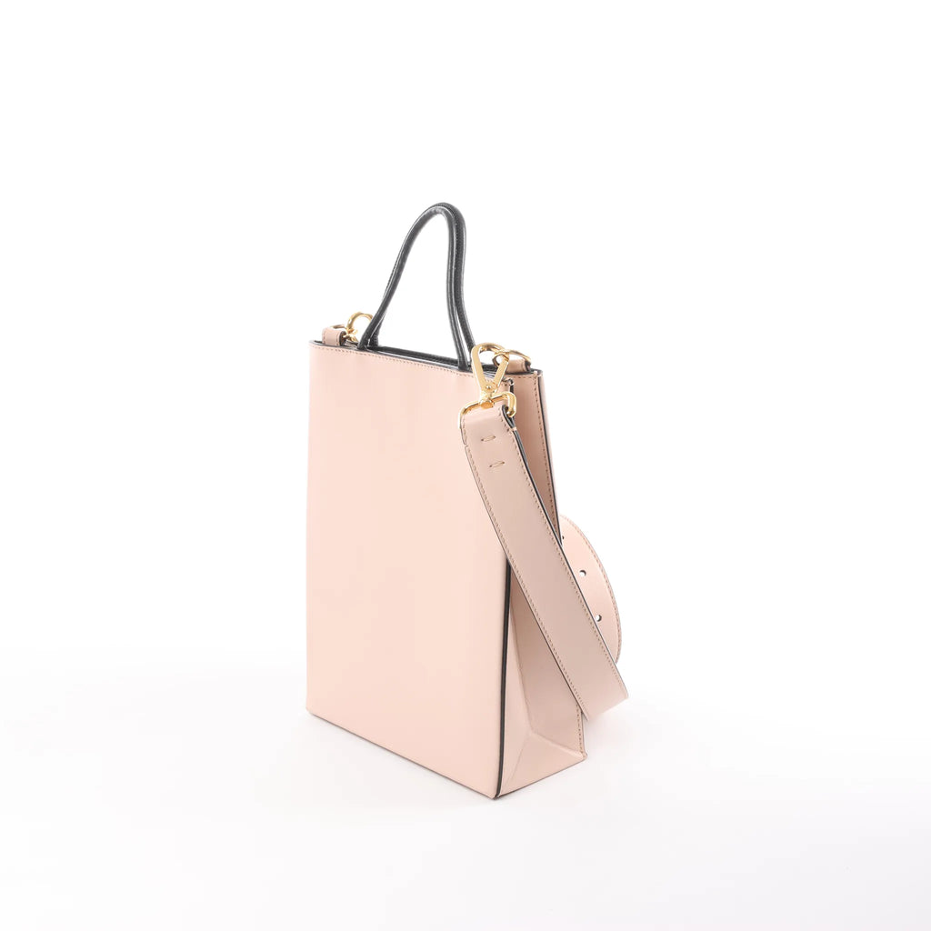 Fendi Shopping bag M Leather 2Way Handbag in Pink 8BH382