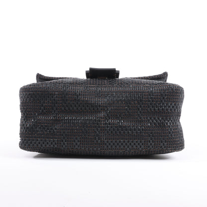 FENDI Zucchino Mamma Baguette Leather Shoulder bag in Black 8BR001