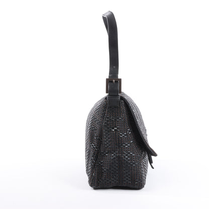 FENDI Zucchino Mamma Baguette Leather Shoulder bag in Black 8BR001