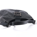 FENDI Mamma Baguette Zucchino Canvas & Leather Shoulder bag in Black 8BR036