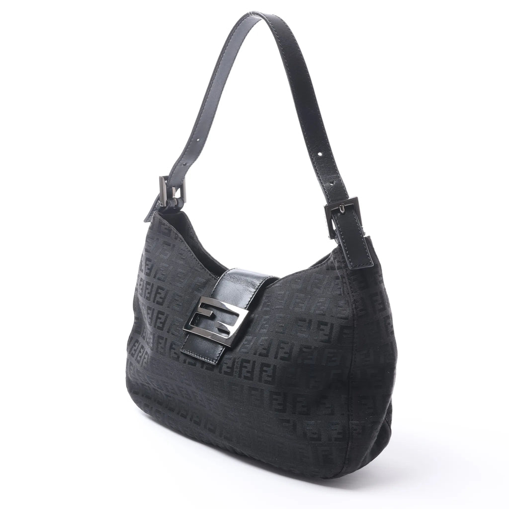 FENDI Mamma Baguette Zucchino Canvas & Leather Shoulder bag in Black 8BR036