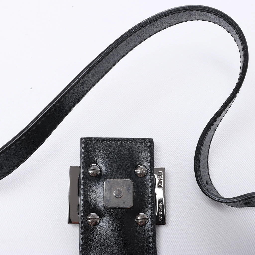 FENDI Mamma Baguette Zucchino Canvas & Leather Shoulder bag in Black 8BR036