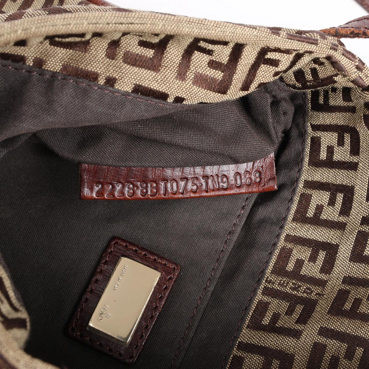 Bolso de hombro FENDI Zucchino Mamma de lona y piel en marrón