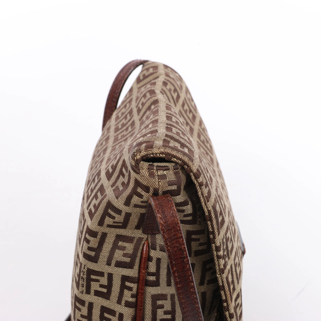 Bolso de hombro FENDI Zucchino Mamma de lona y piel en marrón