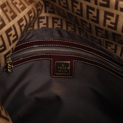 FENDI Zucchino Mamma Baguette Enamel Shoulder bag in Brown 26325