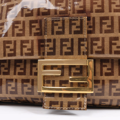 FENDI Zucchino Mamma Baguette Enamel Shoulder bag in Brown 26325